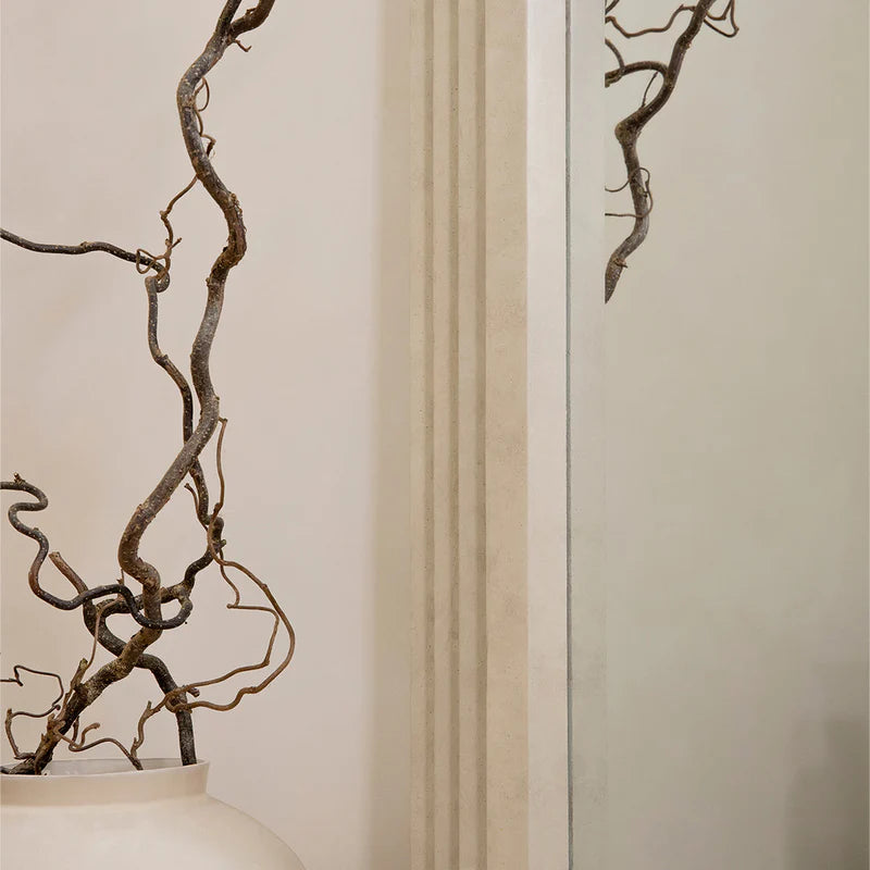 Arche-Spiegel Luciana Standspiegel aus Beton 180x110 cm