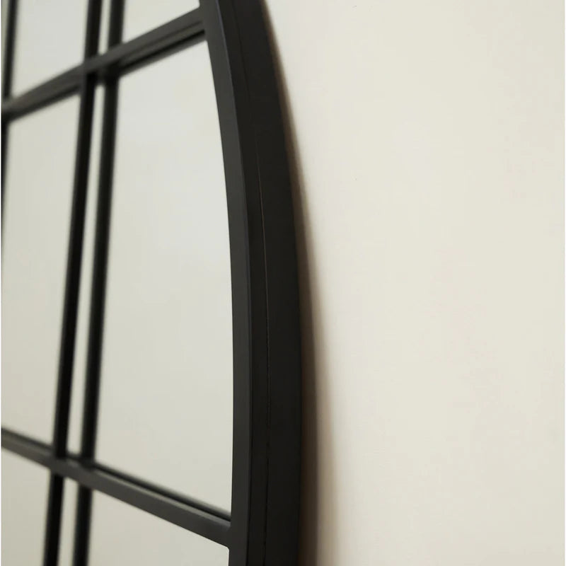 Bogenförmiger Spiegel Brooklyn aus schwarzem Metall 200 cm x 120 cm